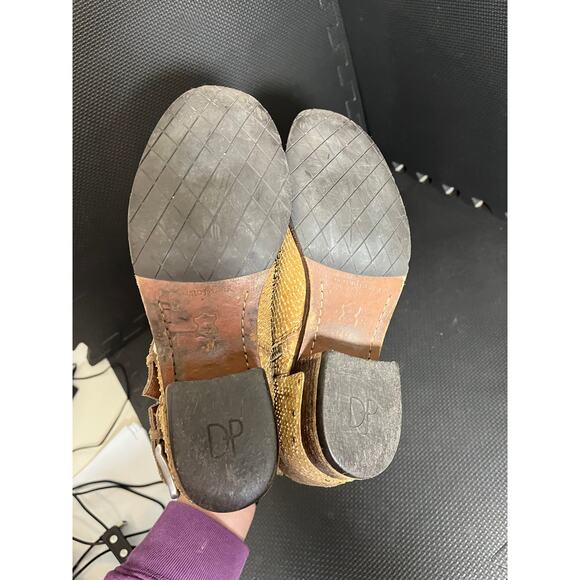 Donald J Pliner Women's Wade Snake Print Leather Riding Ankle‎ Boot Size 7M - Picture 8 of 9